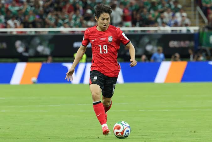 Kang-in Lee juega 45 minutos en el triunfo de Corea del Sur ante Uzbekistán